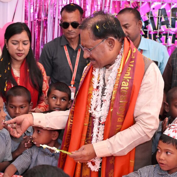रायपुर: बच्चों के चेहरों की मुस्कान बना मुख्यमंत्री साय के जन्मदिन का सबसे बड़ा उपहार…