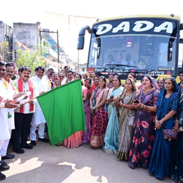 रायपुर : उन्नत पशुपालन एवं डेयरी प्रबंधन सीखने बनासकाठा गुजरात रावाना हुए कबीरधाम के पशुपालक और बिहान की दीदियां…