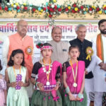 रायपुर : गुरुकुल परंपरा एवं नैतिक शिक्षा के समन्वय पर बल रूपनारायण सिन्हा…