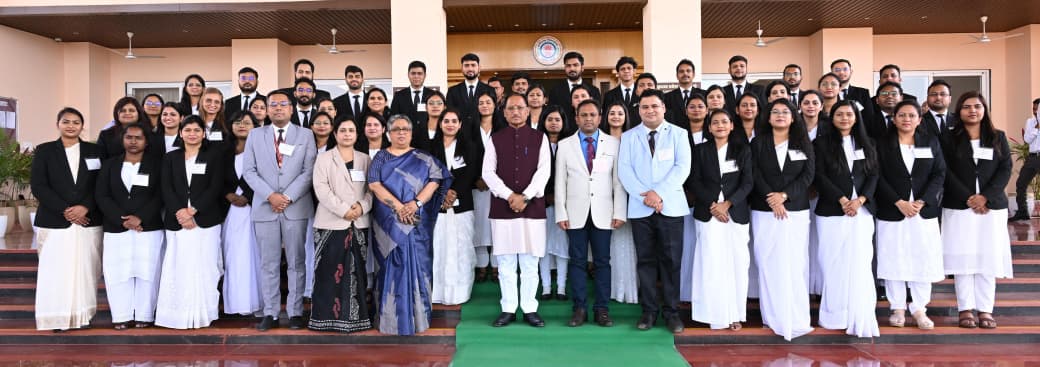 रायपुर : प्रशिक्षु न्यायाधीश लोकतंत्र के तीसरे स्तंभ के रूप में निभाएंगे महत्वपूर्ण भूमिका : मुख्यमंत्री साय…