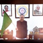 राजनांदगांव : विधानसभा अध्यक्ष ने 108 संजीवनी एक्सप्रेस एम्बुलेंस को हरी झंडी दिखाकर किया शुभारंभ…