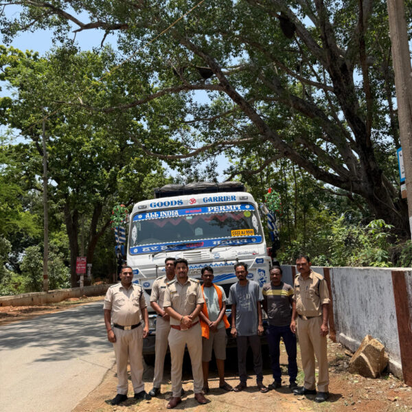 रायपुर : अवैध खनिज परिवहन पर बड़ी कार्रवाई: बिना अभिवहन पास चूना पत्थर गिट्टी से भरे 3 ट्रेलर जब्त…
