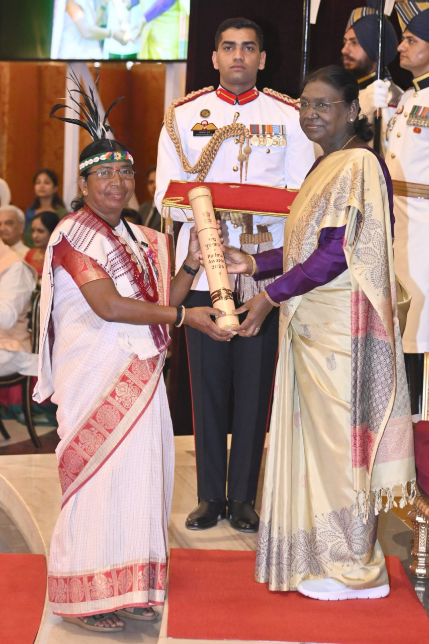 वित्त मंत्रीओपी चौधरी ने पद्मश्री सम्मान प्राप्त डॉ. बुधरी ताती को दी बधाई…