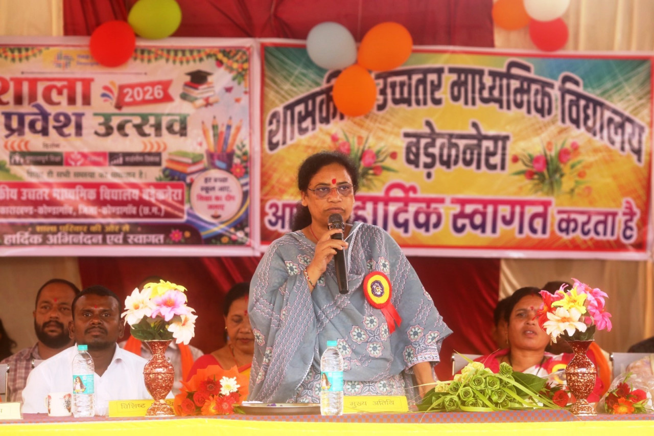 सरस्वती साइकिल योजना से छात्राओं को मिली नई उड़ान…