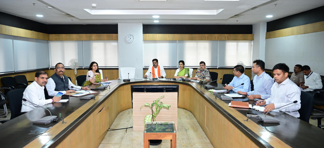 उप मुख्यमंत्री विजय शर्मा ने नक्सल प्रभावित जिलों में विकास और पुनर्वास कार्यों में तेजी लाने के दिए निर्देश…