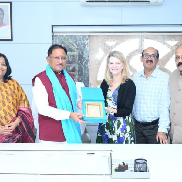 रायपुर : मुख्यमंत्री विष्णु देव साय की पहलःस्वस्थ माताएं, स्वस्थ बच्चे और कुपोषण मुक्त छत्तीसगढ़ के लिए बनेगी समन्वित रणनीति…