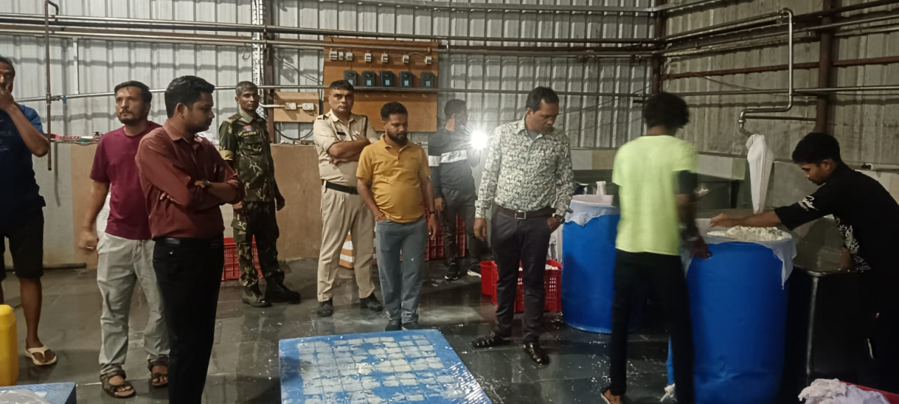 रात 12 बजे वैद्य फूड में राजस्व, खाद्य औषधि एवं पुलिस की संयुक्त टीम की दबिश, 200 किलो पनीर जब्त…