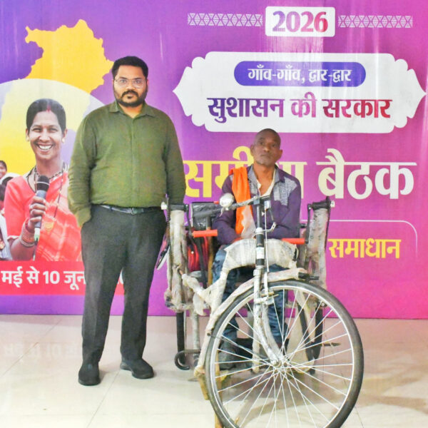 एक आवेदन से आसान हुई दिव्यांग अशोक की राह, आवेदन के दिन ही मिली ट्राईसायकल…