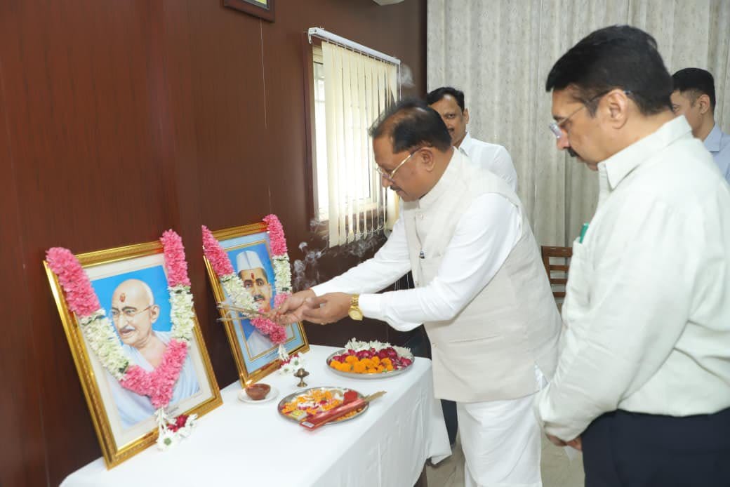 सत्य, अहिंसा और सादगी के आदर्श हमें राष्ट्रसेवा की प्रेरणा देते रहेंगे : मुख्यमंत्री विष्णु देव साय…