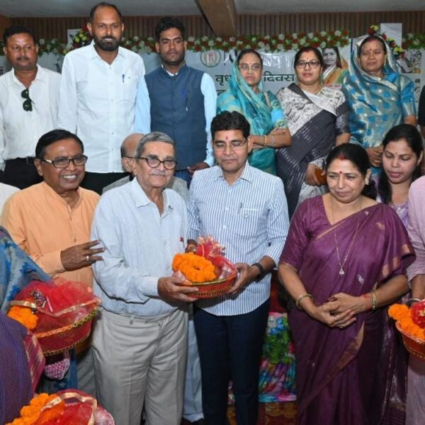 वरिष्ठजन समाज के सच्चे मार्गदर्शक, उनका सम्मान ही हमारा वास्तविक गौरव: राजस्व मंत्री टंक राम वर्मा…