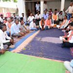 उपमुख्यमंत्री विजय शर्मा ने ग्राम लोहझरी में ग्रामीणों के बीच बैठकर किया सीधा संवाद’…