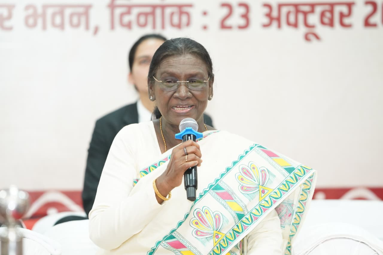 आदिवासी समाज की परंपरागत व्यवस्था सामाजिक एकता, न्याय और सुशासन का उत्कृष्ट उदाहरण- राष्ट्रपति द्रौपदी मुर्मु…