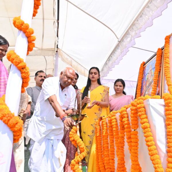 अम्बिकापुर में 26वीं राज्य स्तरीय शालेय क्रीड़ा प्रतियोगिता का भव्य शुभारंभ, पांच संभागों के 595 खिलाड़ी दिखाएंगे अपनी प्रतिभा…