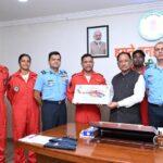मुख्यमंत्री विष्णु देव साय से भारतीय वायु सेना की सारंग हेलीकॉप्टर डिस्प्ले टीम ने की सौजन्य मुलाकात…